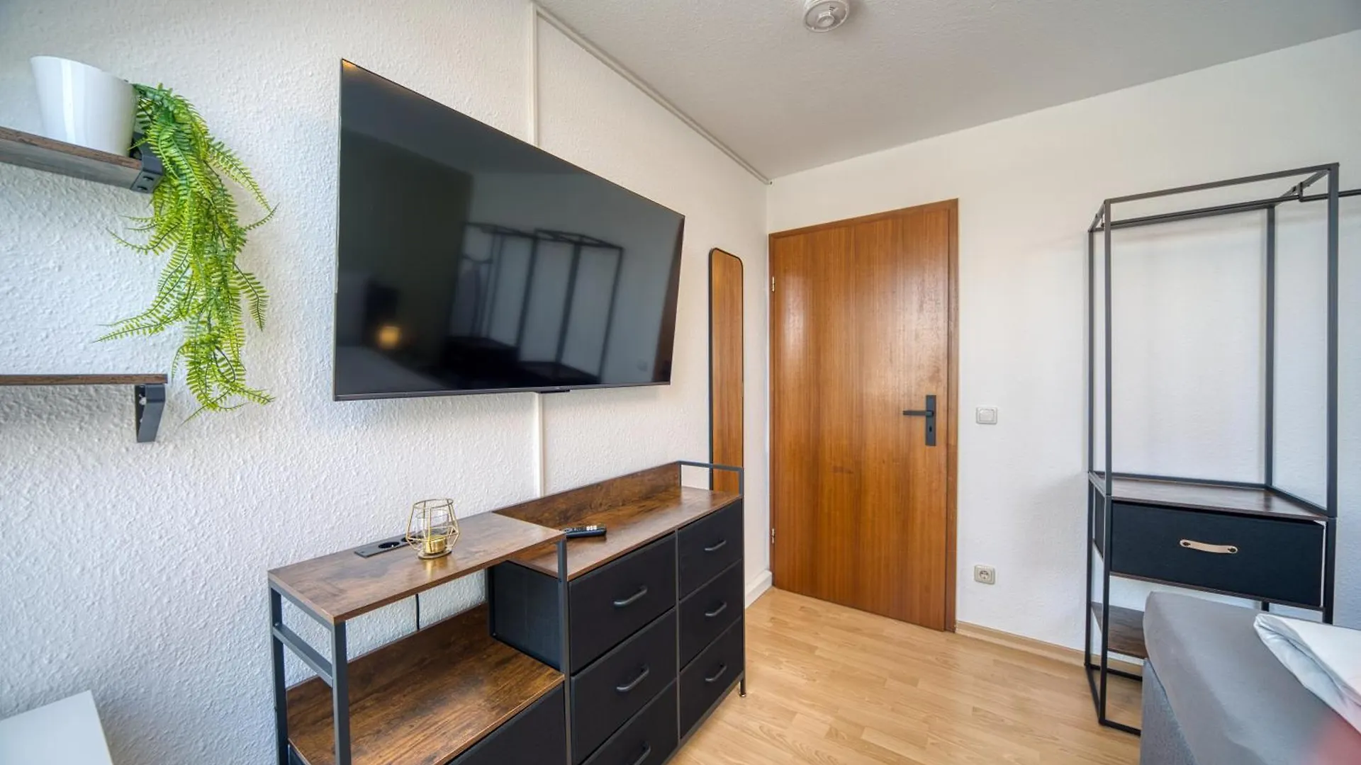 Dresdenstay 3 Schlafzimmer 2 Baeder Balkon Kamin Ps4