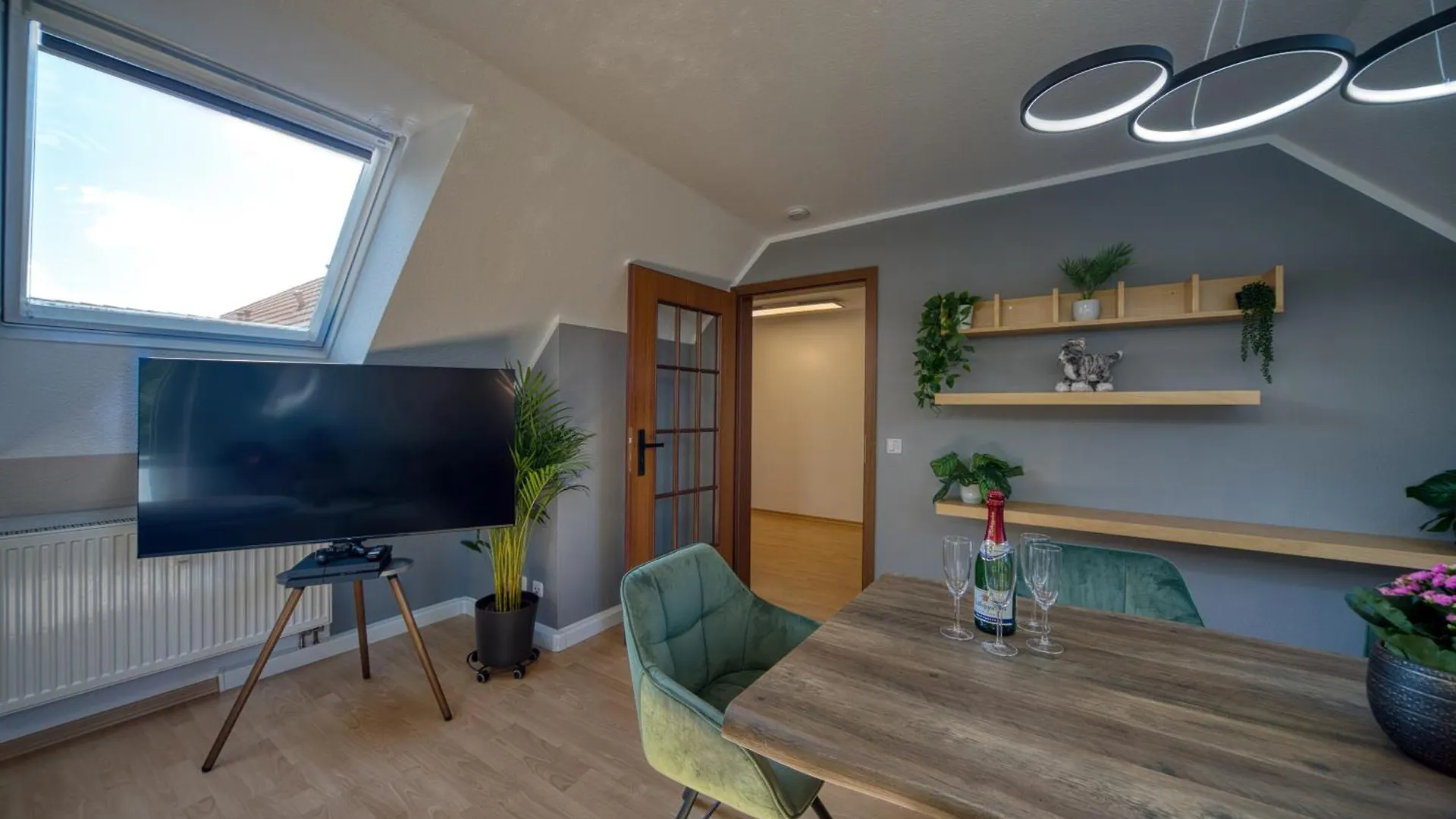 Dresdenstay 3 Schlafzimmer 2 Baeder Balkon Kamin Ps4 0*, Drezno Niemcy
