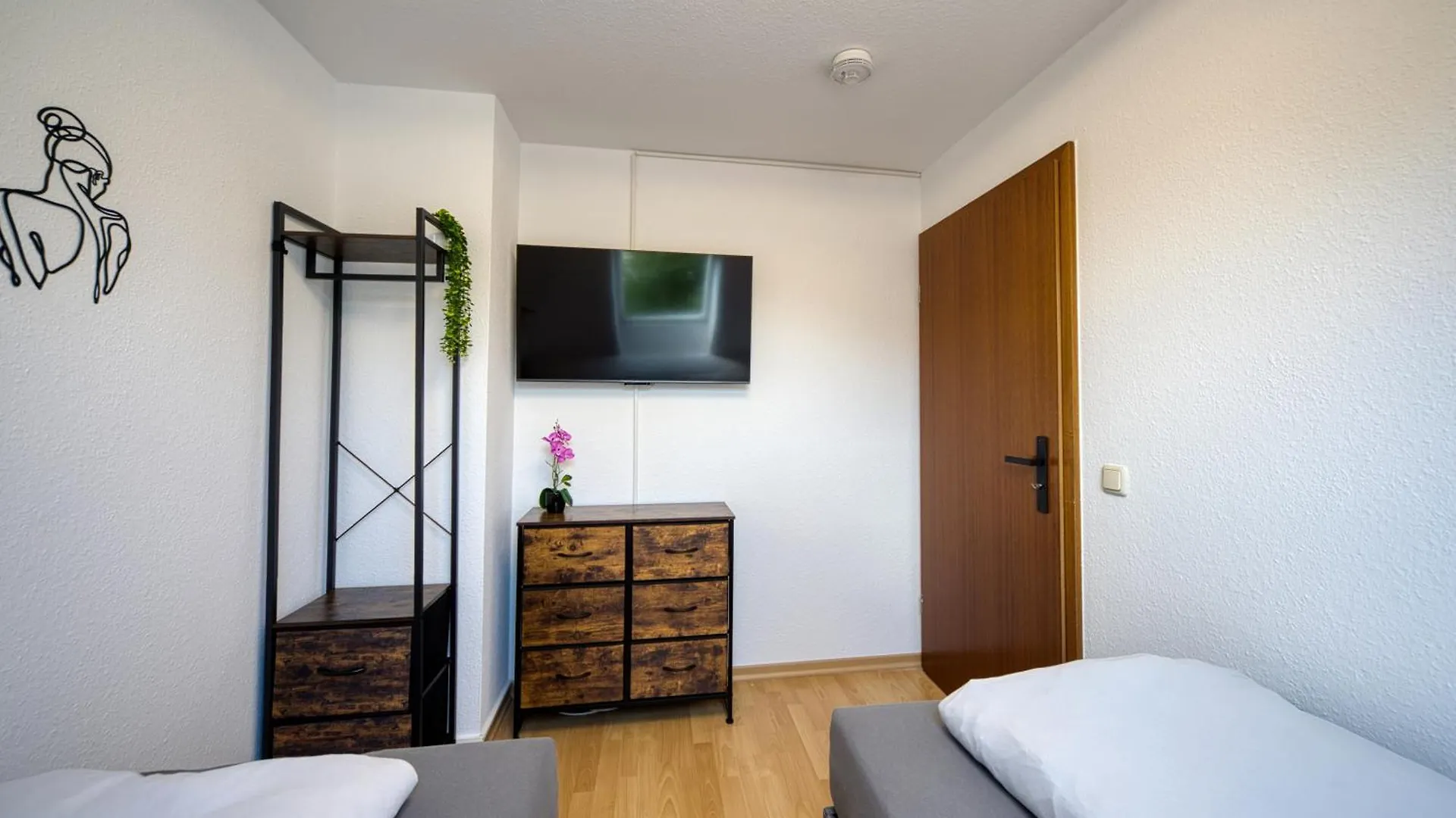 Dresdenstay 3 Schlafzimmer 2 Baeder Balkon Kamin Ps4