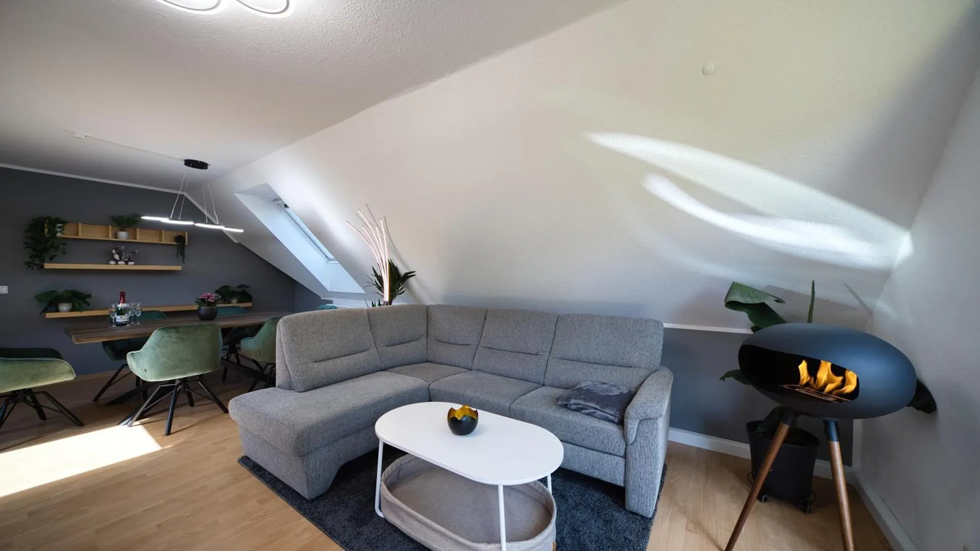 Dresdenstay 3 Schlafzimmer 2 Baeder Balkon Kamin Ps4 0*, Dresden